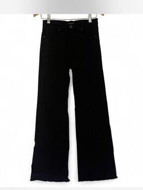Black Flair Women’s Jeans